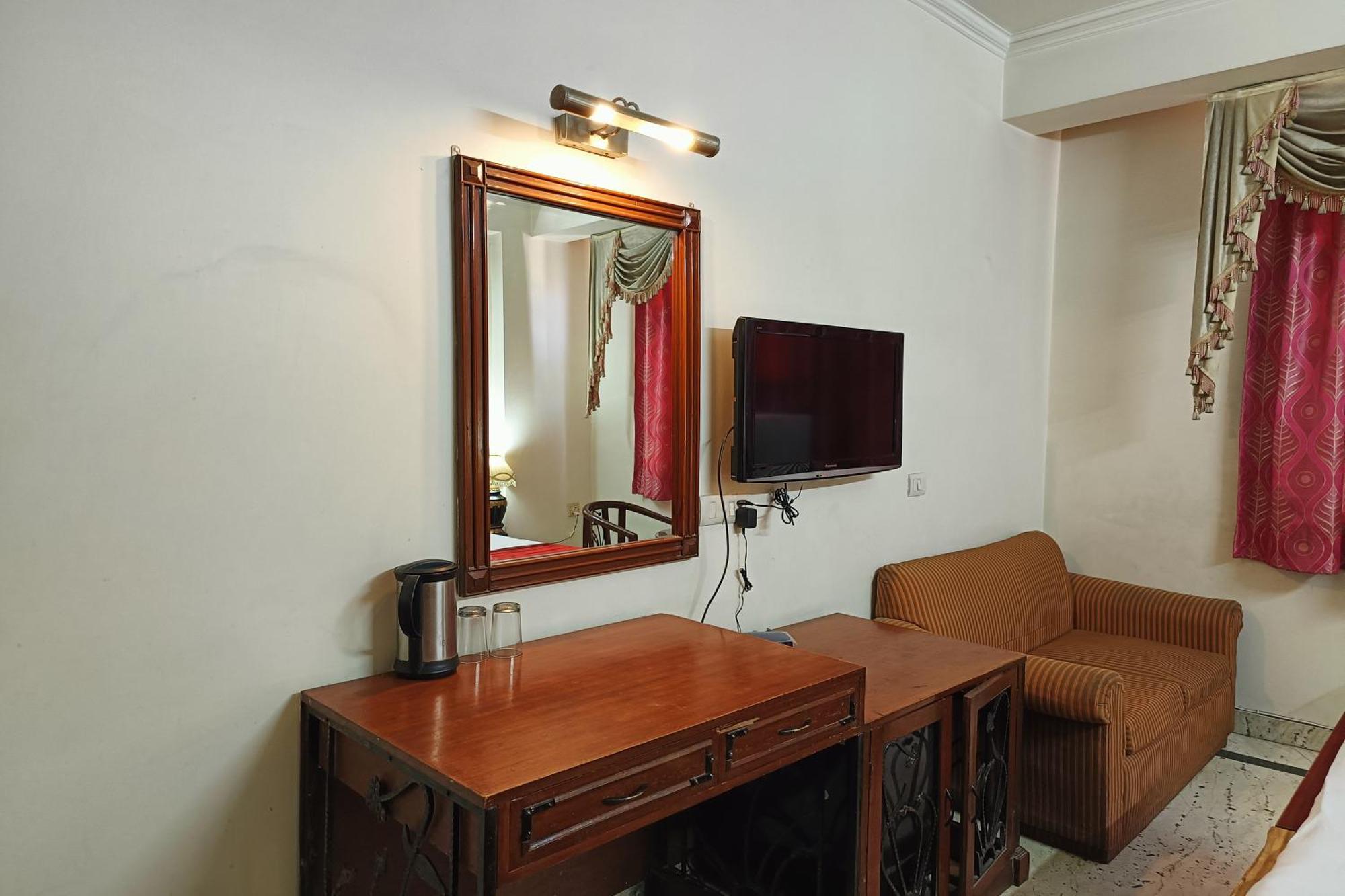 Hotel Indraprastha Delhi Kültér fotó