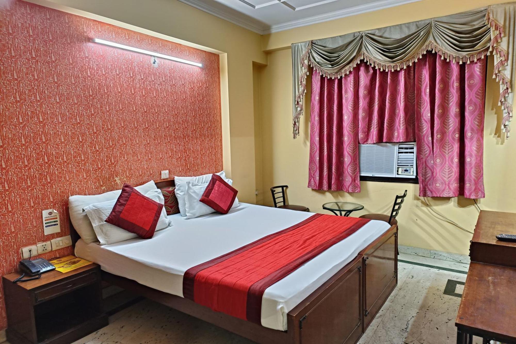 Hotel Indraprastha Delhi Kültér fotó