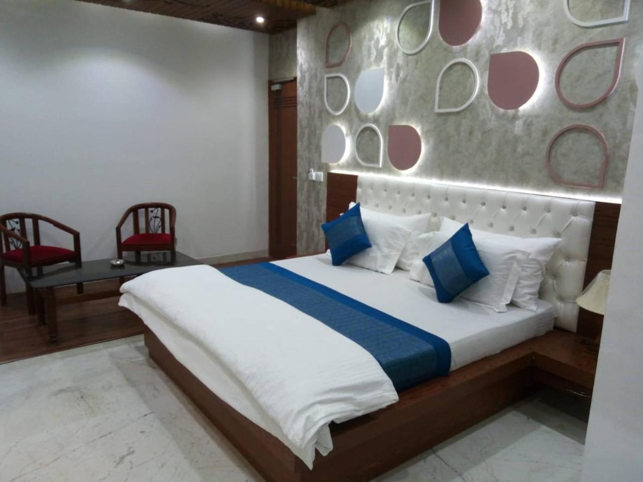 Hotel Indraprastha Delhi Kültér fotó