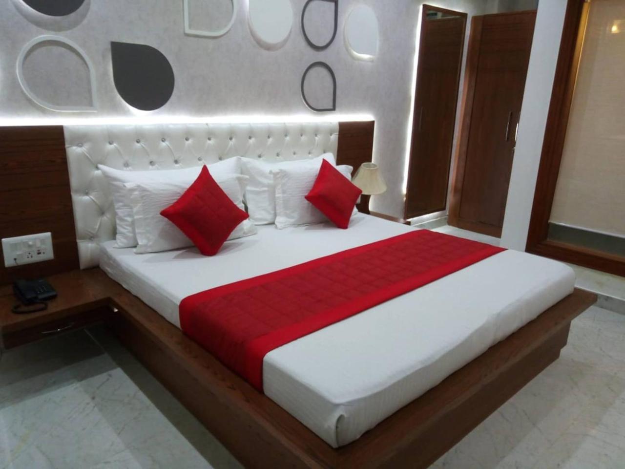 Hotel Indraprastha Delhi Kültér fotó