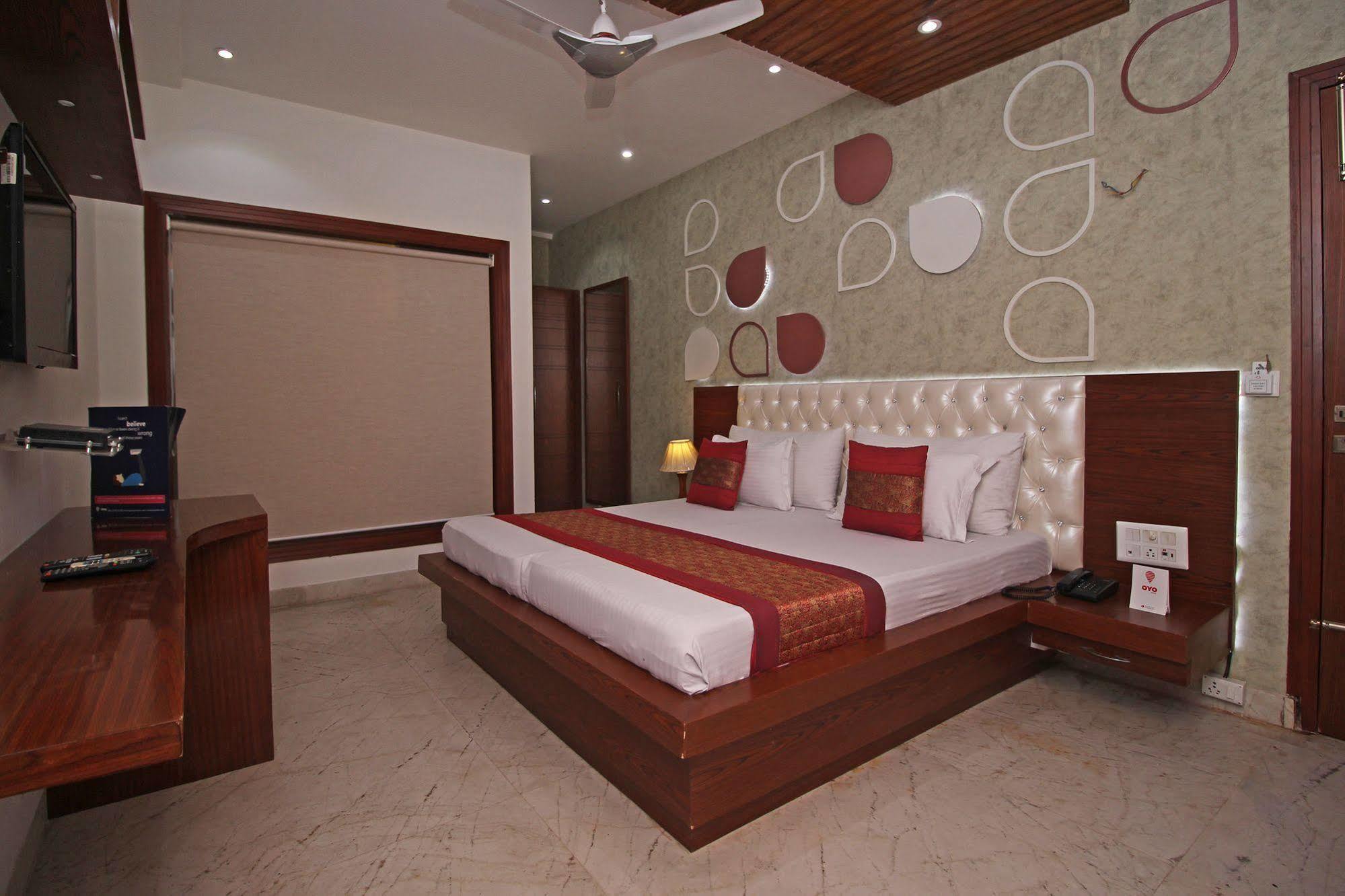 Hotel Indraprastha Delhi Kültér fotó